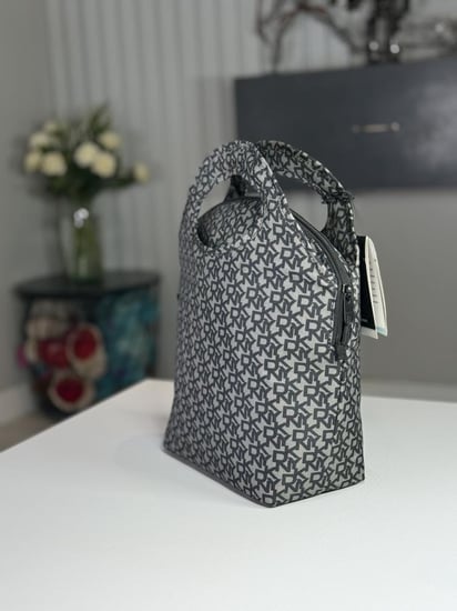 توت دكني سجنشر بوليستر اسود مع عازل حراره للطعام DKNY food tote thermal technology