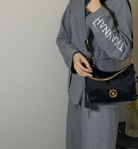 شنطة فيرزاتشي ميديم كتف باللون اسود Nylon Tribute Chain Crossbody Shoulder Bag