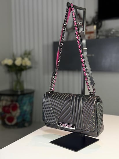 كارولينا شنطة كتف بيمبا فوشي بخطوط ملونه bimba s - اسود/ فوشي/ رمادي