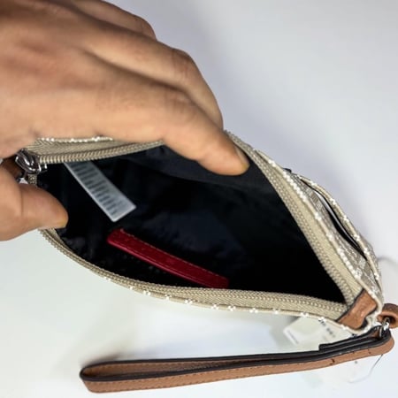 تومي ستون سجنتشر