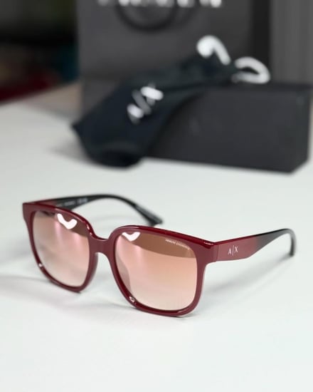نظارة ارماني بفريم مربع بلاستيك عنابي واسود Armani Exchange- AX4136SU
