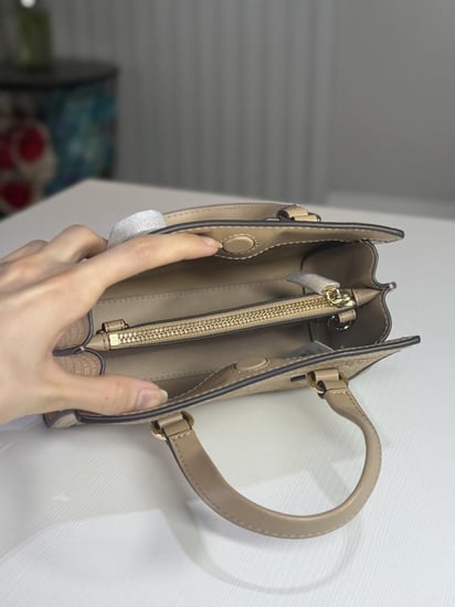 مايكل كورس شينتال اكس سمول كروس بودي Chantal Extra-Small Crocodile Embossed