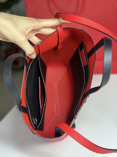 كارولينا هيريرا سمول توت Carolina Herrera tote red and black signature