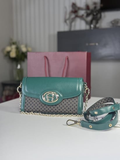 اجنر لويزا S جلد ناعم ومعدن ذهبي- اخضر /Luisa S Shoulder bag smooth cow