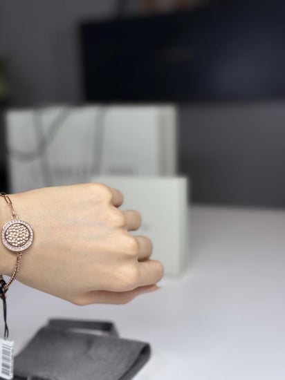 شيروتي اسوار روز قولد بعلامه فليب   Racelet cerruti 1881 logo flip pearl