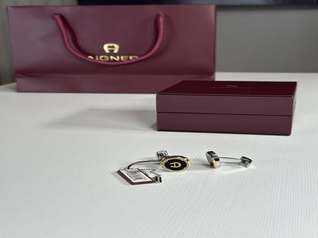 اجنر كبك اخضر غامق باترن مع فضي وتفاصيل ذهبيه