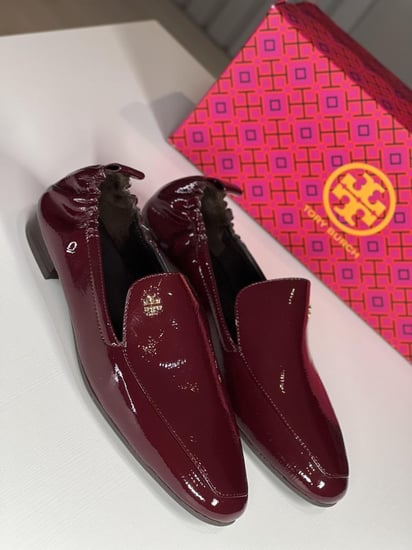 كيرا لوفر رويال برجندي حذاء توري برتش