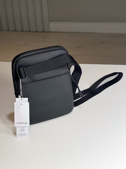 لاكوست واتر بروف كروس