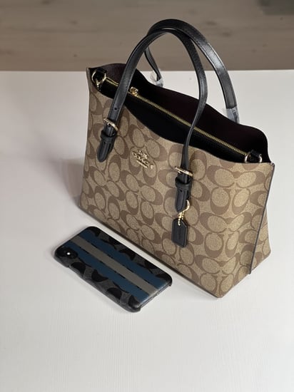 مولي 25 خاكي سجنتشر توت كوتش