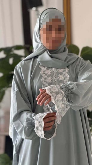 طقم صلاة دانتيل اسفنج - سحاب ( ألوان متعددة )