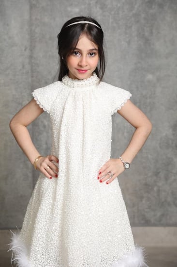 فستان بناتي أبيض للاعياد