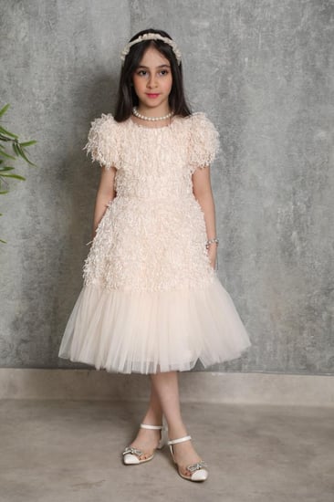 فستان  بناتي لون بيج