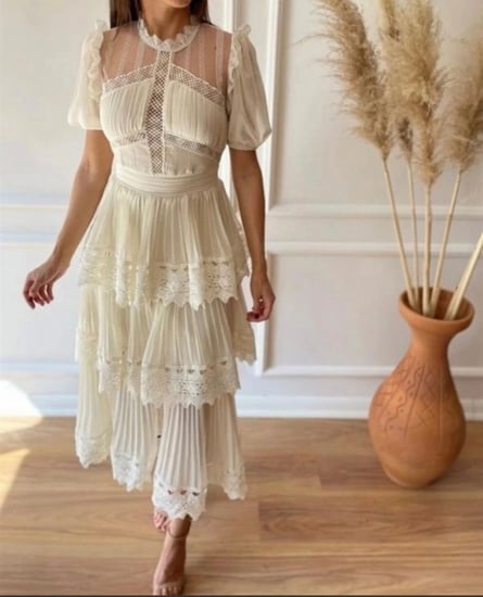 فستان افوايت