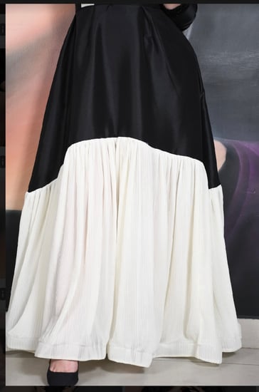 فستان اسود واسع