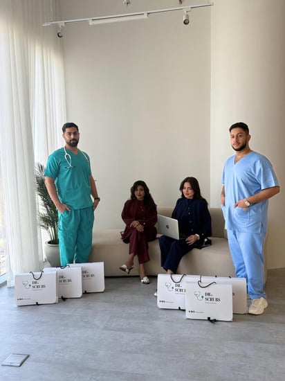 سكراب رجالي تركوازي - Turquoise men's scrubs