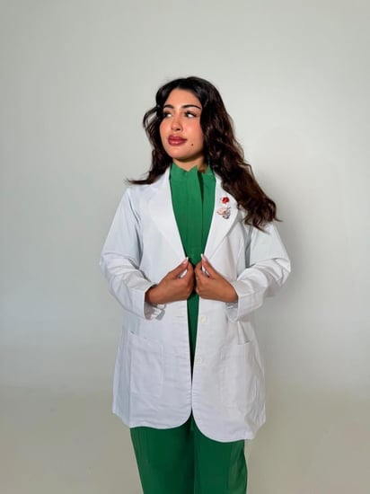 لابكوت نسائي كلاسك - Classic women's Lab coat