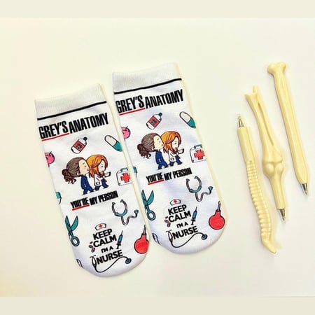 جوارب طبية لون أبيض