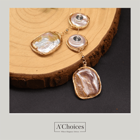 أقراط مصنوعة يدوياً من الفضة والنحاس المطلي بالذهب عيار 18 مع اللؤلؤ الزراعي