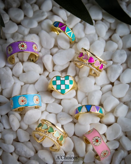 خواتم ملونة على شكل زهور مطلية ذهب