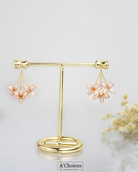 أقراط مصنوعة يدوياً من النحاس المطلي بالذهب عيار 18 مع اللؤلؤ الزراعي والزيركون