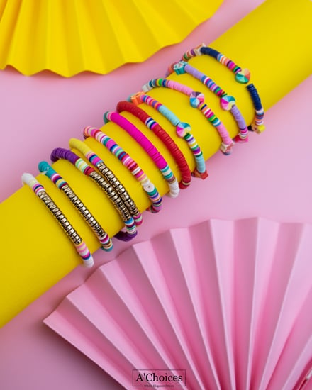 اساور ملونة قابلة للتعديل بعدة ألوان
