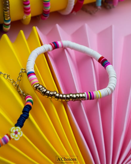 اساور ملونة قابلة للتعديل بعدة ألوان