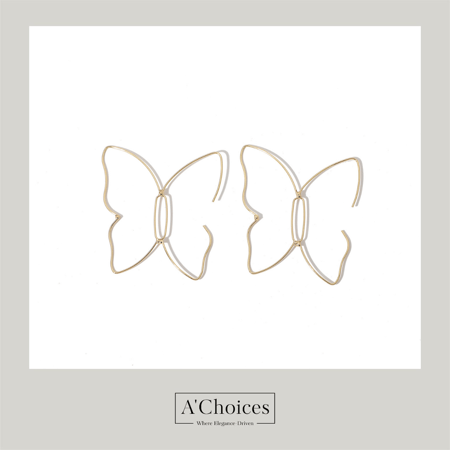 أقراط مصنوعة من النحاس على شكل فراشة