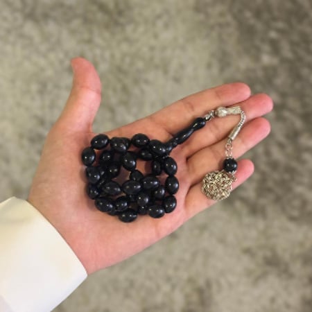 سبحة فاخرة سوداء