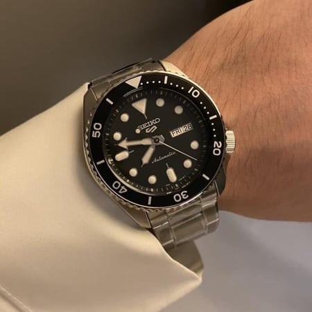 ساعة سيكو diver اوتوماتيك - حجم 42.5 اللون اسود