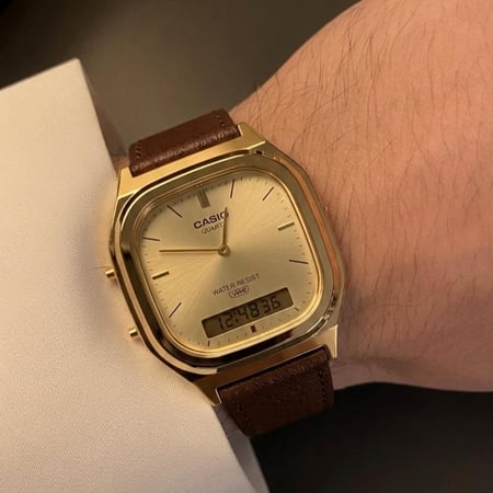 ساعة كاسيو – مطلي بالذهبي مع السير الجلد البني