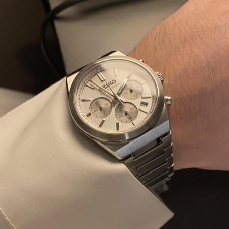 ساعة سيكو كرونوقراف كوارتز - حجم 40 لون ابيض