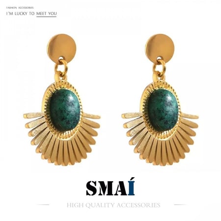 اقراط من الحجر الطبيعي الاخضر