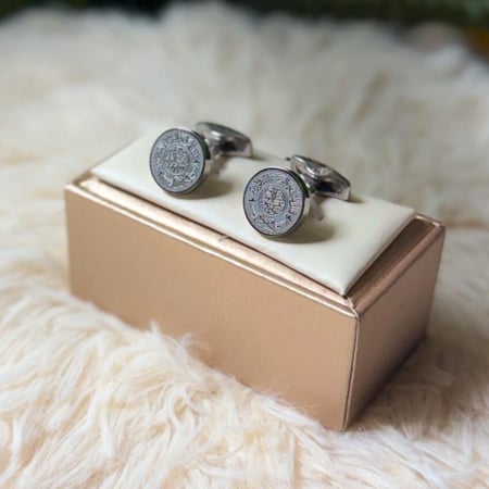 كبك رجالي فاخر بشكل الريال فضي