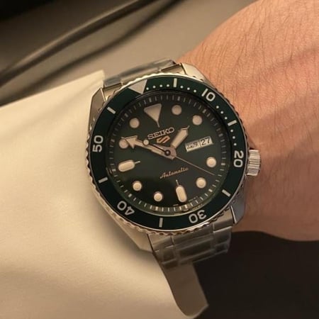 ساعة سيكو diver اوتوماتيك - حجم 42.5 اللون اخضر