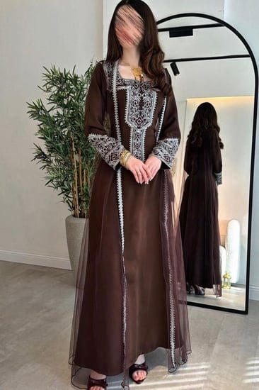 جلابية ناعم  من قطعتين لونين اسود و بني