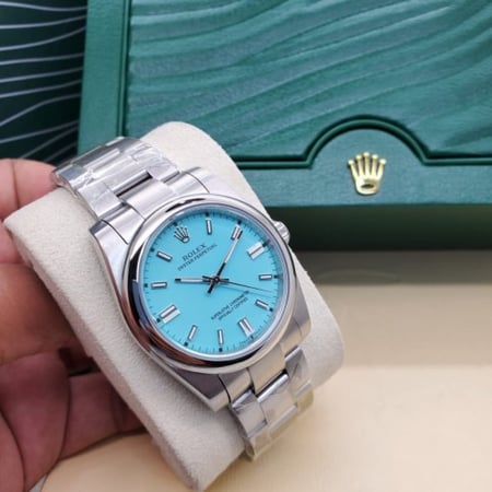 ساعة يد رجاليه