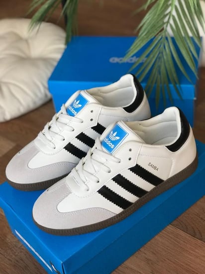 Adidas سامبا