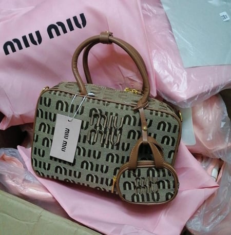 MIU MIU