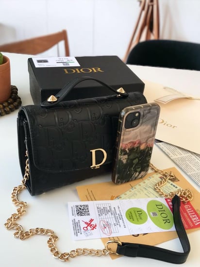 DIOR