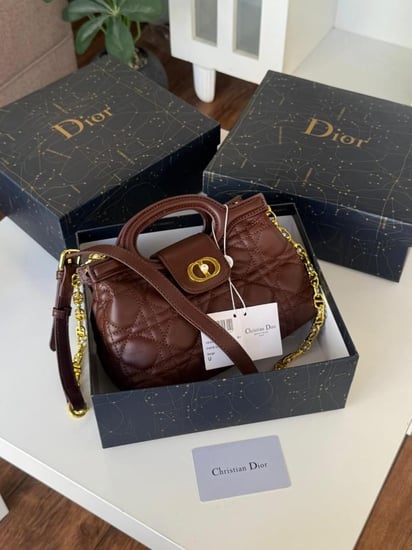 DIOR