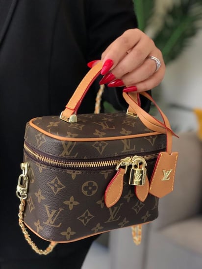 LOUIS VUITTON