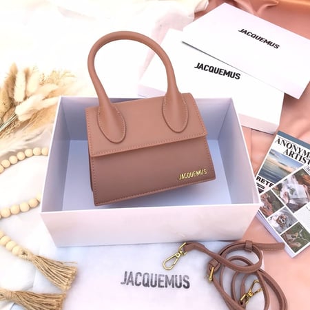 JACQUEMUS