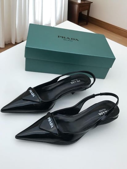 كعب PRADA