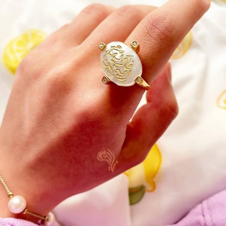 خاتم ملكي نسائي بالاسم - خواتم فخمة انيقه