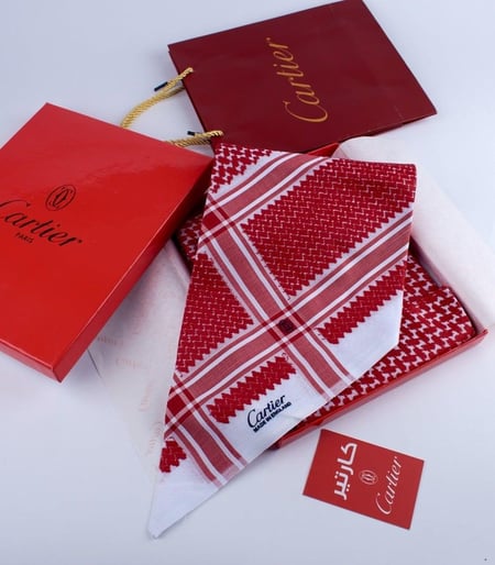 شماغ كارتير الجديد اصدار 2024 مع ملحقات الماركه