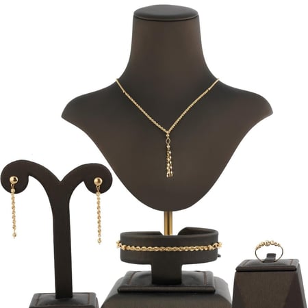 طقم ذهب عيار 18 تصميم انيق-عيار 18