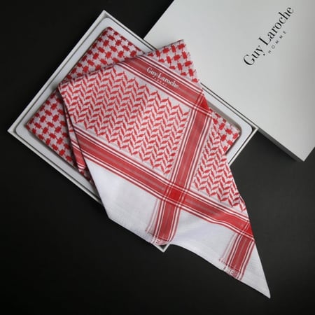 شماغ جاي لاروش أحمر الجديد GC.R
