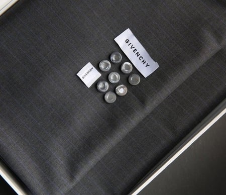 قماش جيفنشي صوف موديل 24