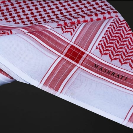 شماغ مازيراتي احمر