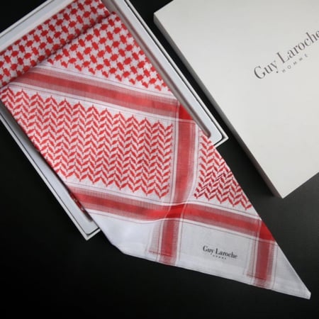 شماغ جاي لاروش - فخامة رجل